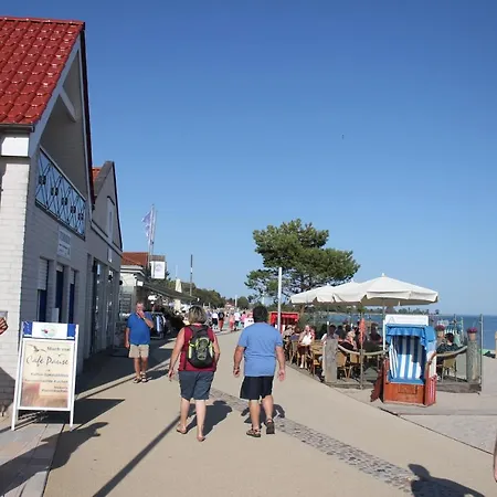 Apartment Ferienwohnung Mowennest Im Kirschgarten 5 Kellenhusen